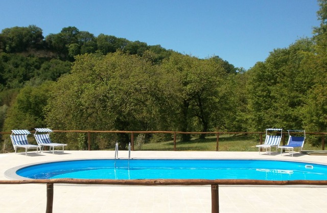 Sunny and quiet, for large families or residential seminars