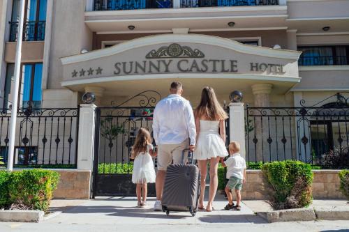 Sunny Castle Hotel - All Inclusive, Beach and Free parking
