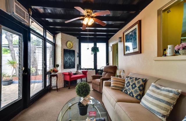 Sunny Florida Escape - Patio and Grill, Near Beaches