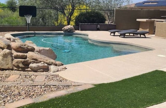 Sunny Resort Style 4-Bedroom Home with Pool!
