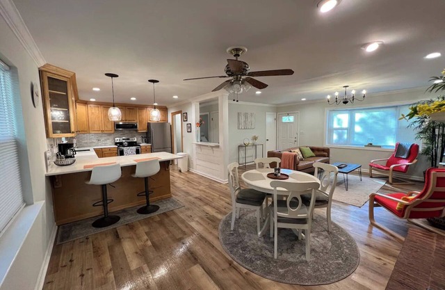 Sunny Spacious Ranch to Relax and Unwind Family Friendly