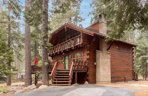 Sunnyside by AvantStay Charming Lake Tahoe Chalet on Tahoes West Shore