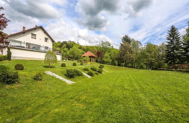 Sunnyside Villa