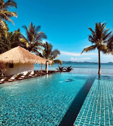 Sunrise Beach Resort