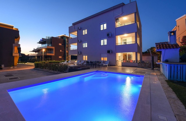 Sunset Beach Suites