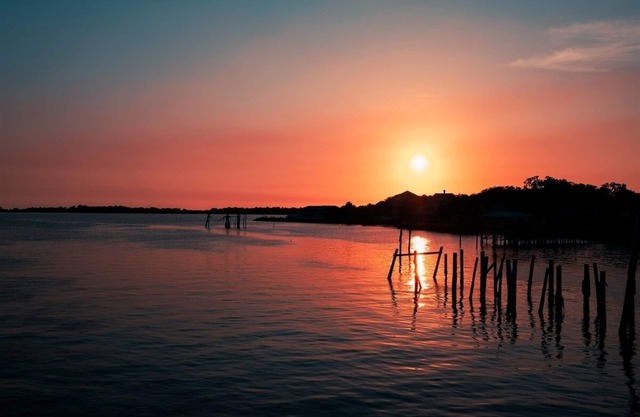 Sunset Brooke's w/amazing sunset views!