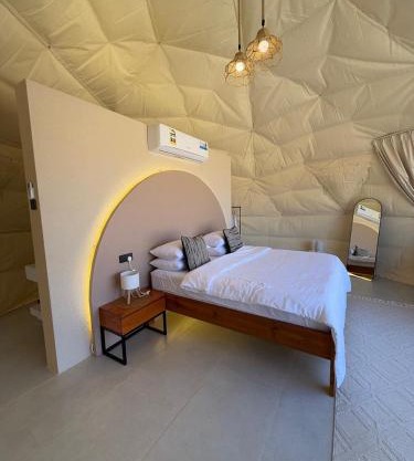 Sunset Domes Premium