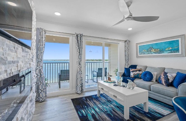 Sunset Paradise - Find yourself in Tampa