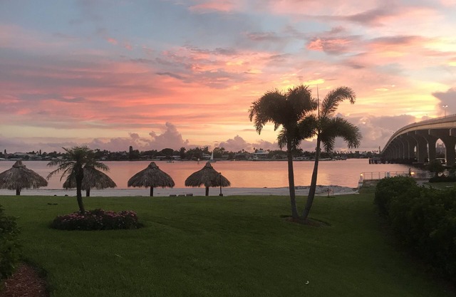 Sunset Paradise, located in Isla Del Sol