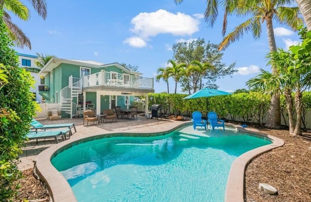 Sunset View Pet Friendly w/Pool Beach Home