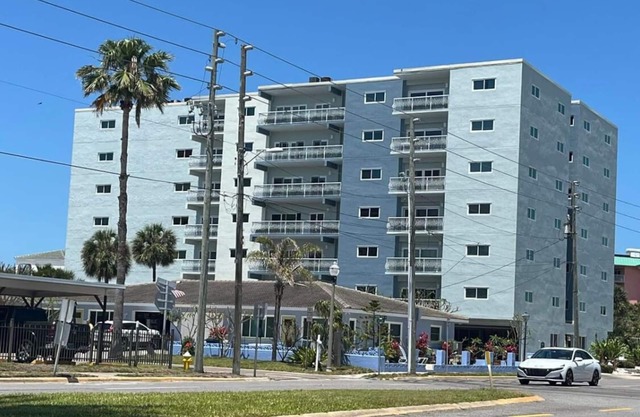 Sunset Views & Easy Beach Access