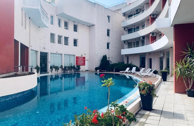Sunshine Romance Apartment