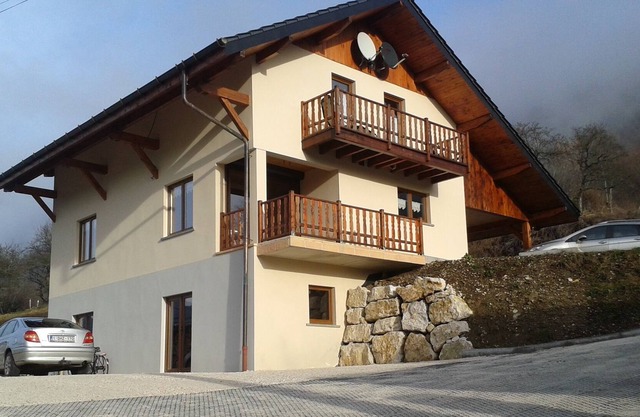 Sup 2 levels in Grand Chalet for 12 persons