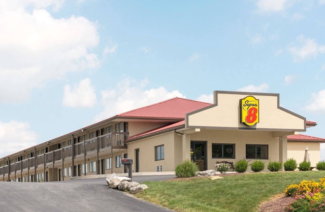 Super 8 by Wyndham Greencastle