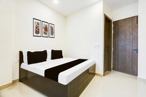 Super Hotel O A K Residency