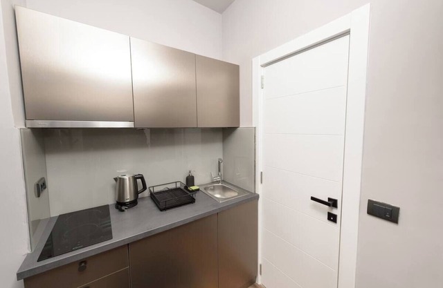 Super LUX Jakuzi studio in downtown/parking 12e/d