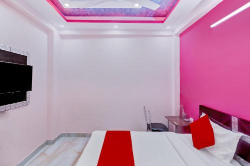 Super OYO The Prima Residency