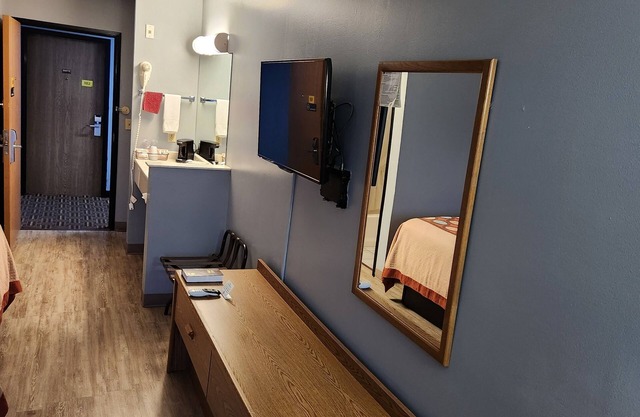 Super Star Inn & Suite Lincoln Crete