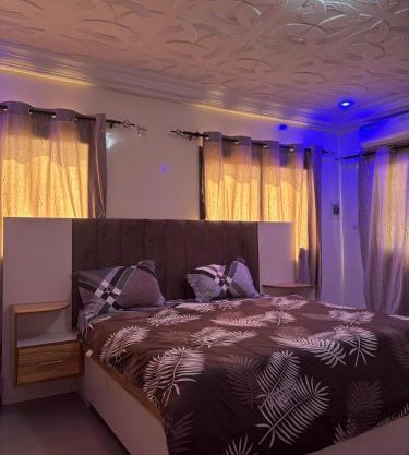 Super Studio avec Jacuzzi à Diamniadio