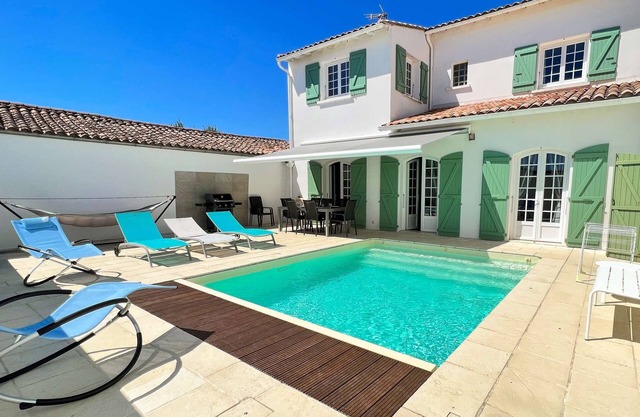 Superb architect villa with heated swimming pool