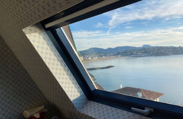 Superb duplex apartment Saint Jean de Luz - Unique view - Walking distance to Place/centre