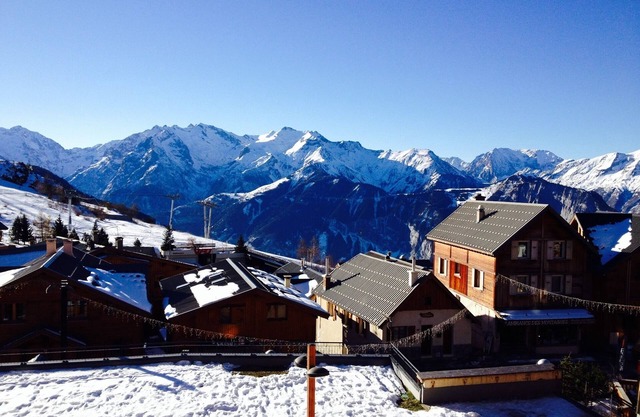 Superb Studio south to the slopes, private garage