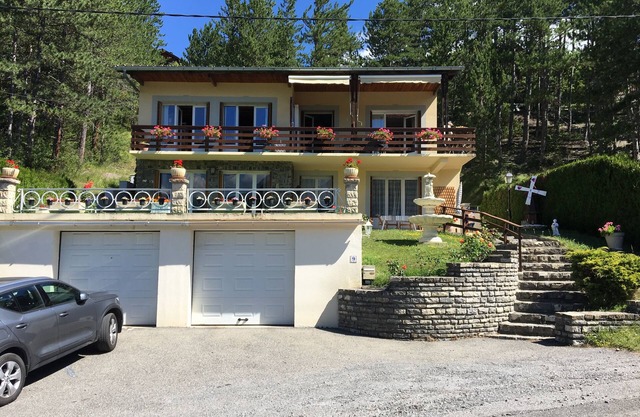 Superbe Appartement en rez de Chaussée de Villa Plein sud