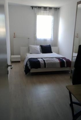 Superbe chambre dans maison neuve, propre et bien aérée