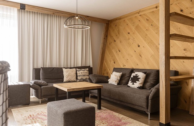 Superior Apartment with 3 bedrooms and private sauna