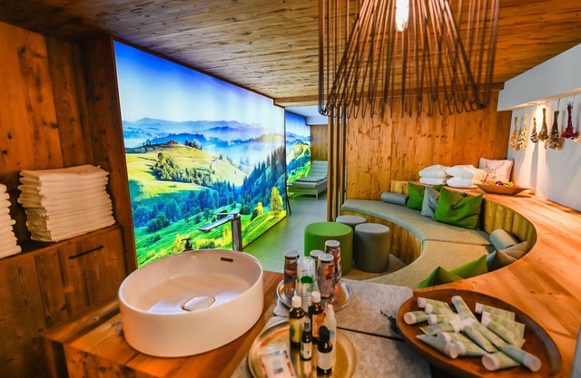 Superior room Sissi with breakfast - Pension Herti