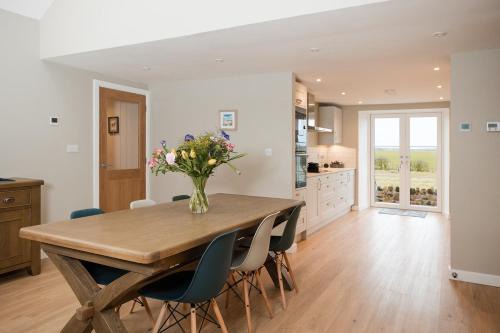 Swallow's Nest, farm get away with hot tub