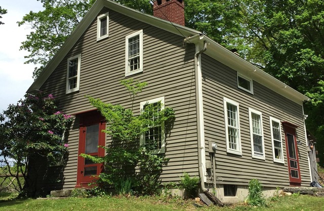 Sweet Beehive Cottage/Berkshire foothills. MONTHLY RENTAL/minimum 20 days