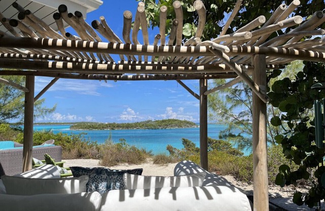 Sweetwater Villa at Fowl Cay