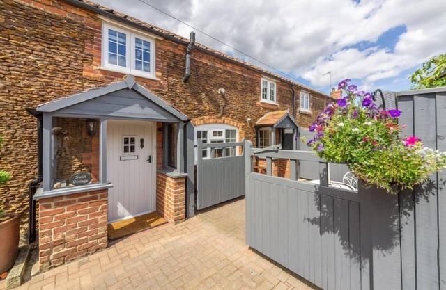Swift Cottage, Dersingham, Norfolk