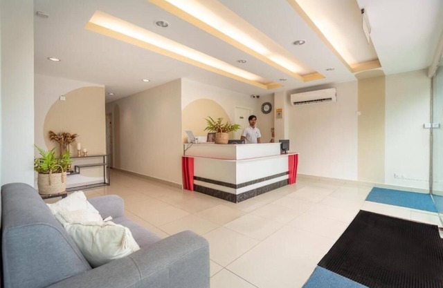 Swing and Pillows at PJ SS2