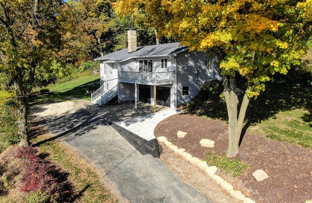 Swiss Valley Getaway - Dubuque/Tri-State Area