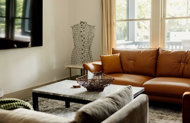 Sycamore II *3 Suites *GameRm *5 Queen *OSU 1/2mi