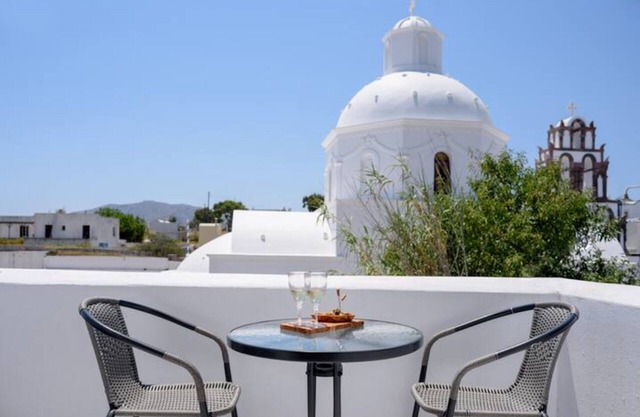 Symposio Jacuzzi Apartment