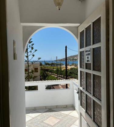 Syros Rooms & Apartments