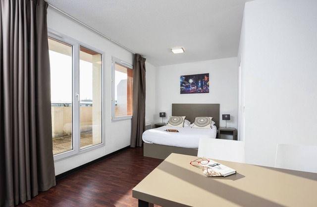 Ténéo Apparthotel Talence - Centre