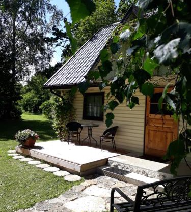 Tõnise Holiday Houses