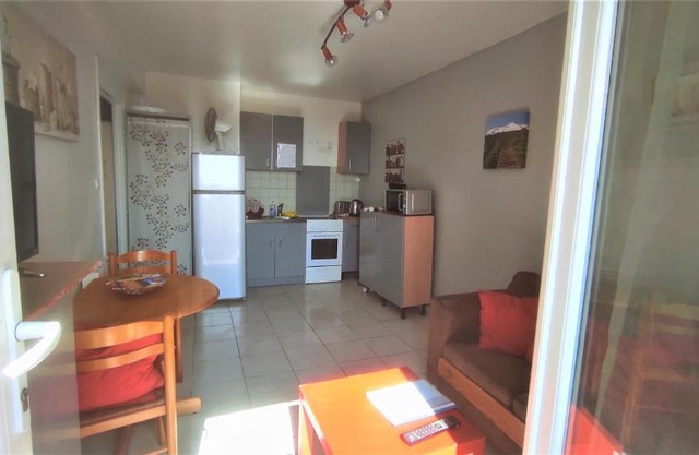 T2 30m2 au calme, Vue montagnes, aperçu mer