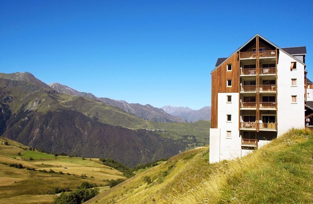 T3/8 au pied des pistes | Piscine & sauna