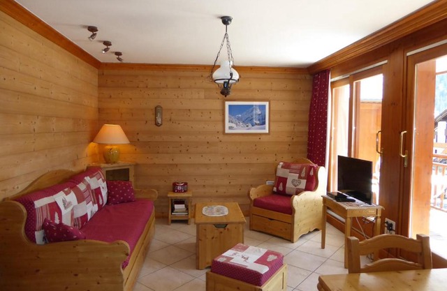 T3 Confortable - Grand Balcon Sud - Près Téléphérique, Commerces & Animaux Admis - FR-1-464-67