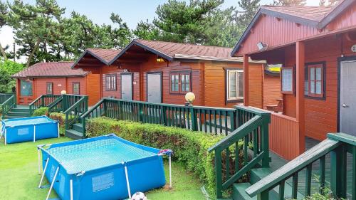 Taean loghouse pension