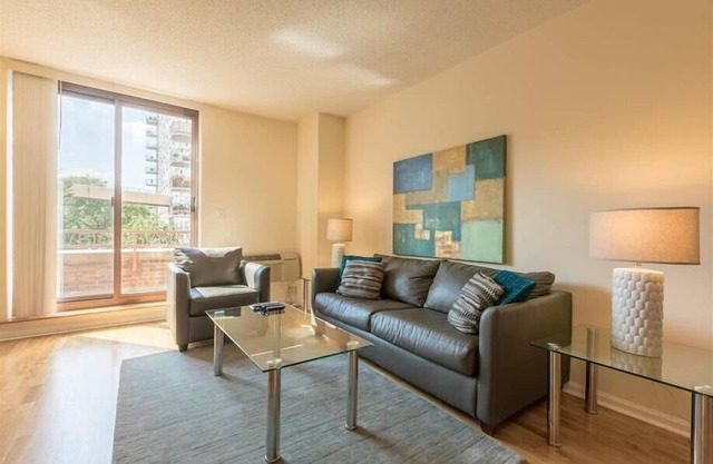 Take the Ferry to Manhattan! 1BR nr Hudson River & NYC