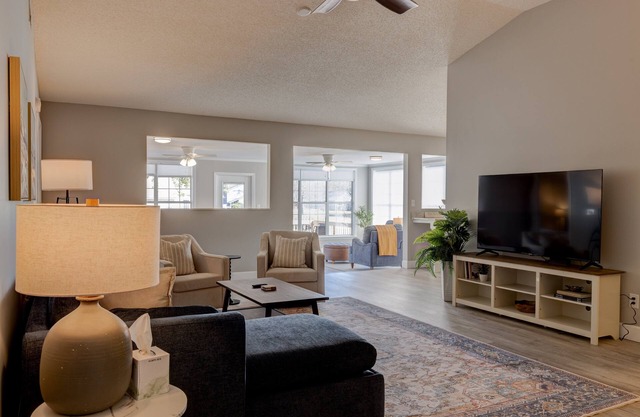 Tall Timbers Waterfront Oasis: 3BR/2 BATH Retreat with Garage