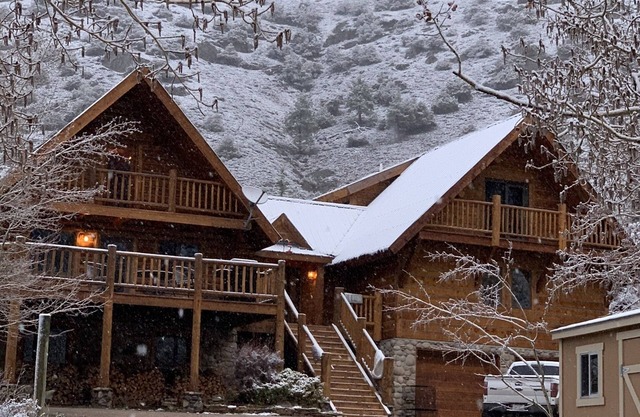 Taylor Canyon Cabin in Almont