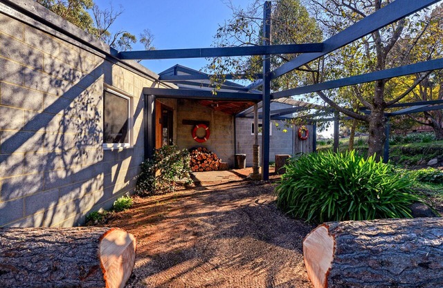 Taylors Bay Cottage
