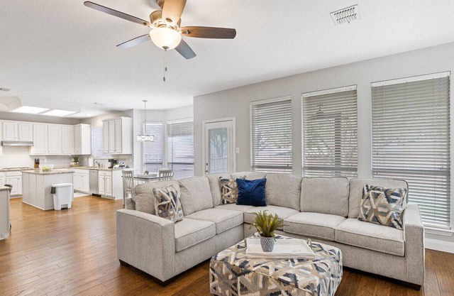 TCH - 5BR/2.5BA Home in Coppell - W